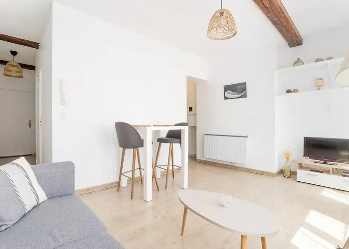 Appartement Spacieux Et Fonctionnel - Centre